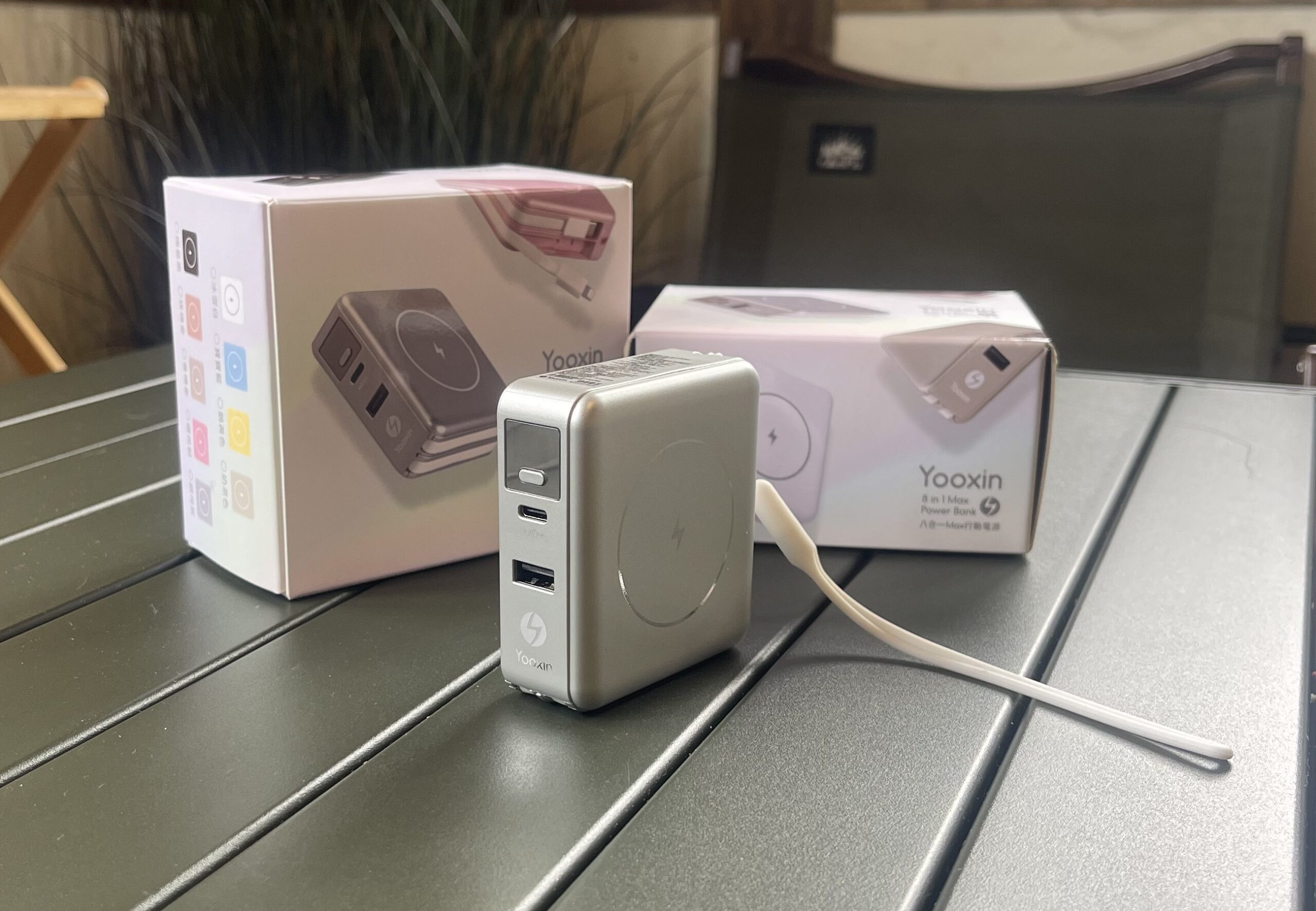 Yooxin 八合一MAX行動電源 銀河灰