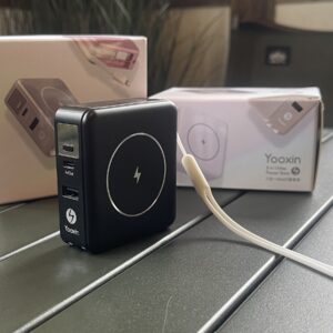 Yooxin 八合一MAX行動電源 極星黑